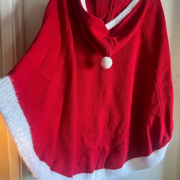 Christmas Poncho- Santa - Picture 8 of 9